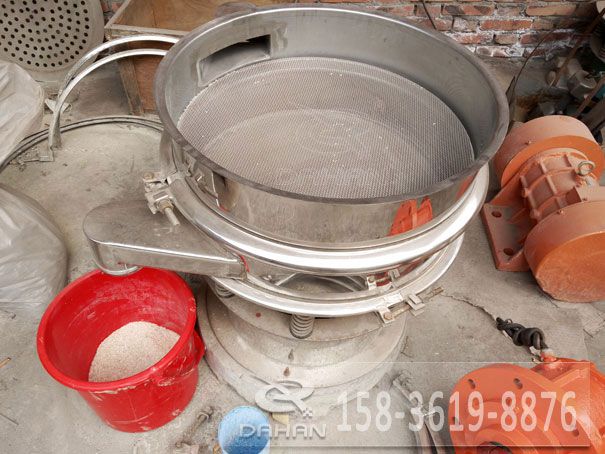 大米除雜振動(dòng)篩分機(jī) 大米除雜振動(dòng)篩分機(jī)