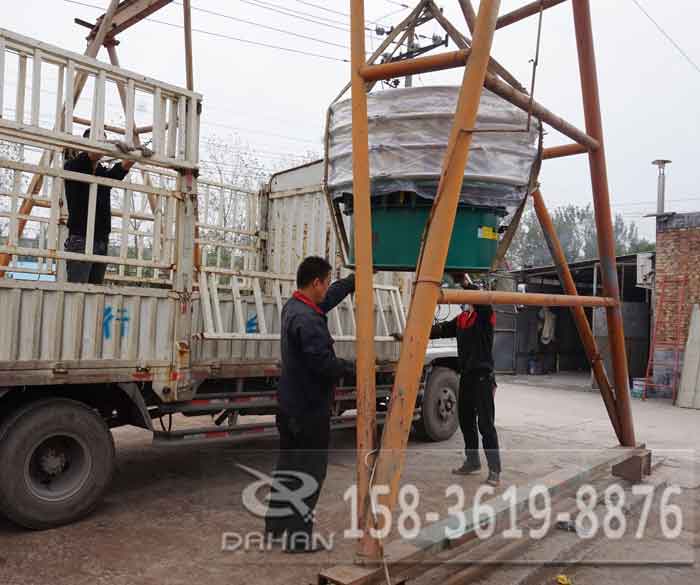 振動(dòng)篩分機(jī) 振動(dòng)篩分機(jī)