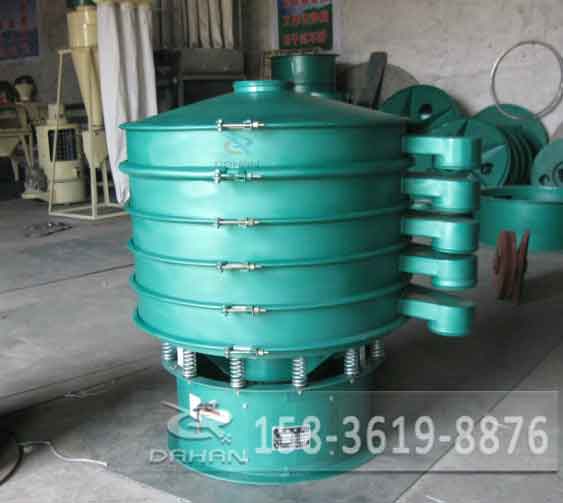 1200型振動(dòng)篩分機(jī) 1200型振動(dòng)篩分機(jī)