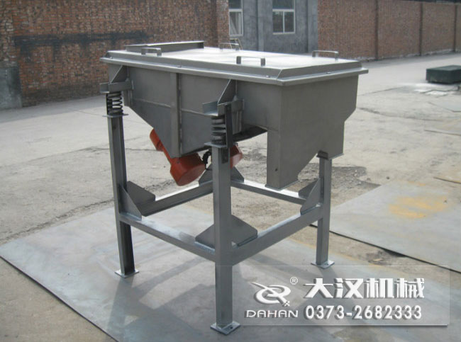 醫(yī)藥行業(yè)直線振動(dòng)篩分機(jī) 醫(yī)藥行業(yè)直線振動(dòng)篩分機(jī)